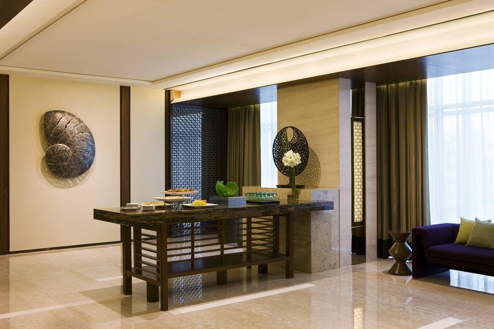 Courtyard By Marriott Seoul Times Square Hotel Exterior photo
