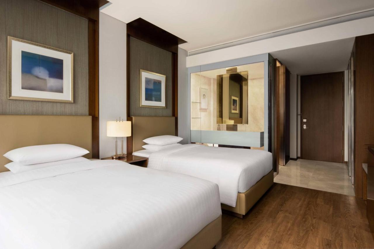Courtyard By Marriott Seoul Times Square Hotel Exterior photo