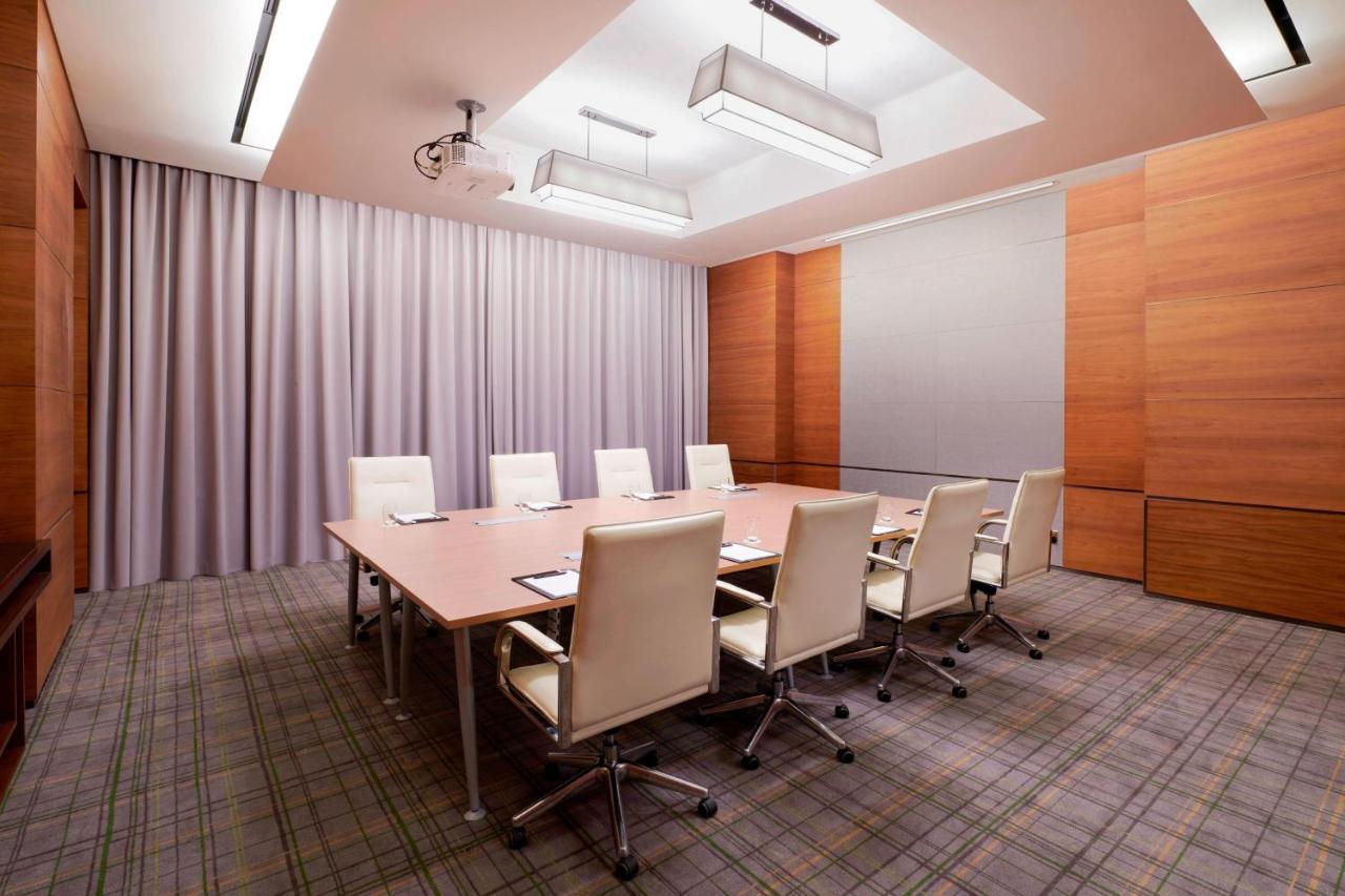 Courtyard By Marriott Seoul Times Square Hotel Exterior photo